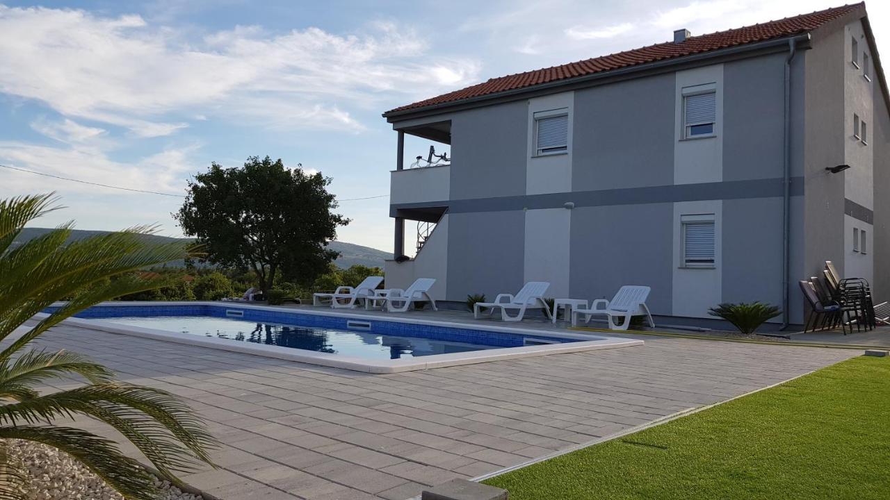 Apartments Zanic With Private Swimming Pool And Sea View Starigrad Paklenica Exteriör bild