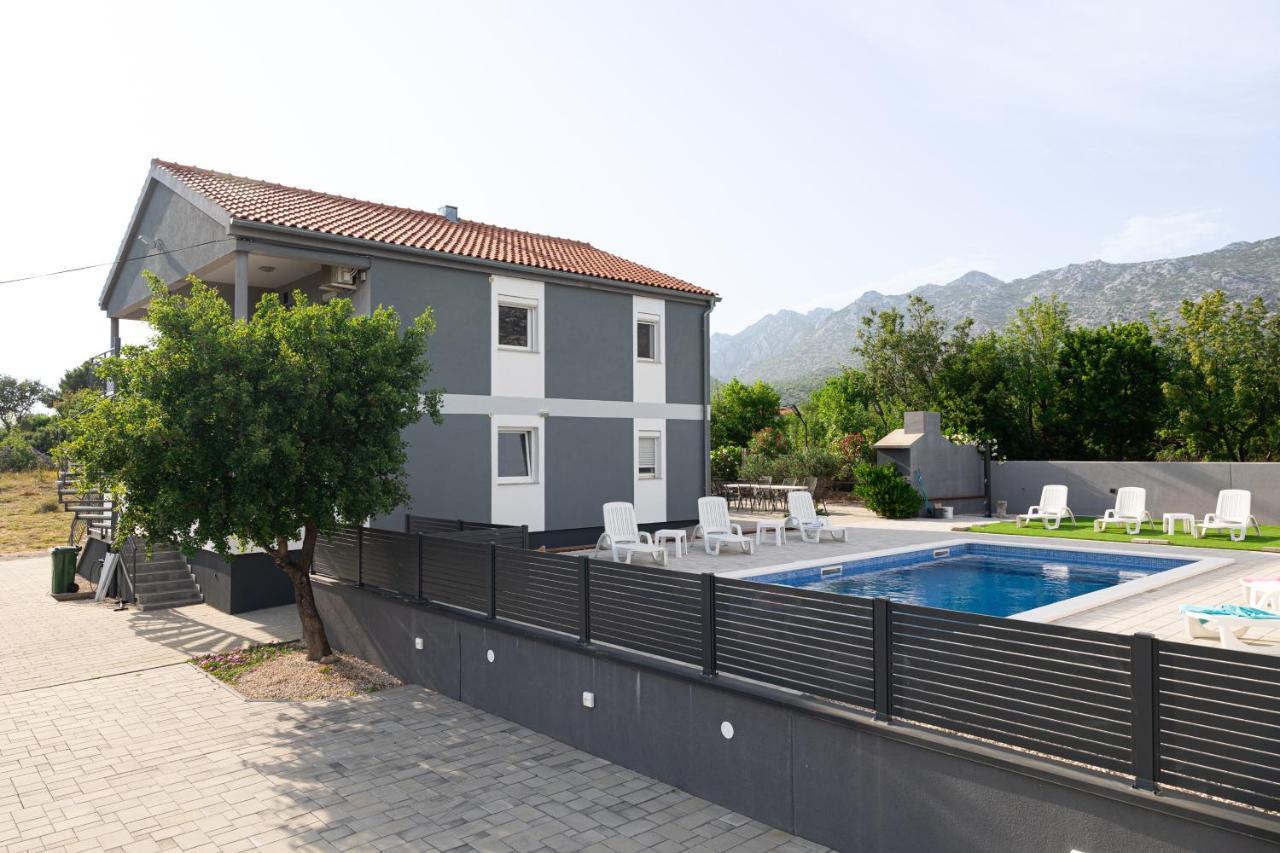 Apartments Zanic With Private Swimming Pool And Sea View Starigrad Paklenica Exteriör bild