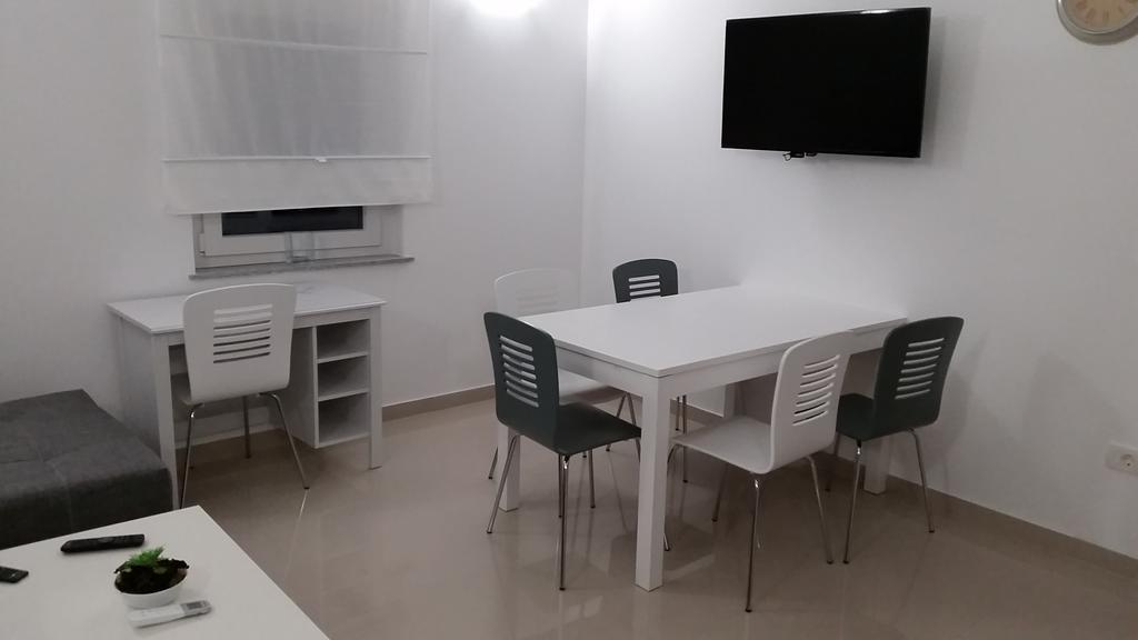 Apartments Zanic With Private Swimming Pool And Sea View Starigrad Paklenica Exteriör bild