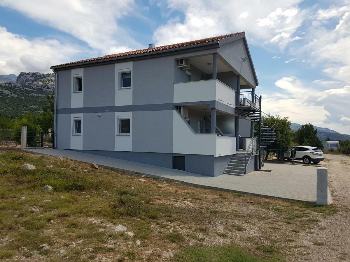 Apartments Zanic With Private Swimming Pool And Sea View Starigrad Paklenica Exteriör bild